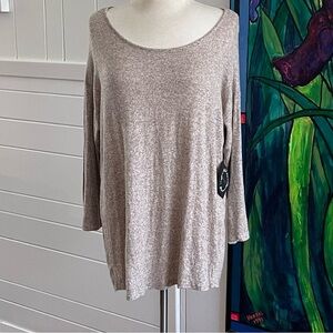 JUST IN Super Soft Lightweight Sweater NWT Stretchy Light Brown Tones Fall